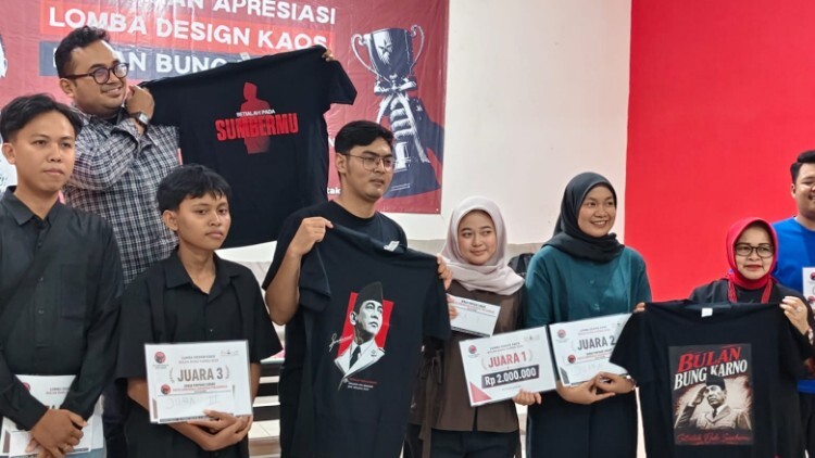 Peserta dan karya lomba desain Bulan Bung Karno di Kediri