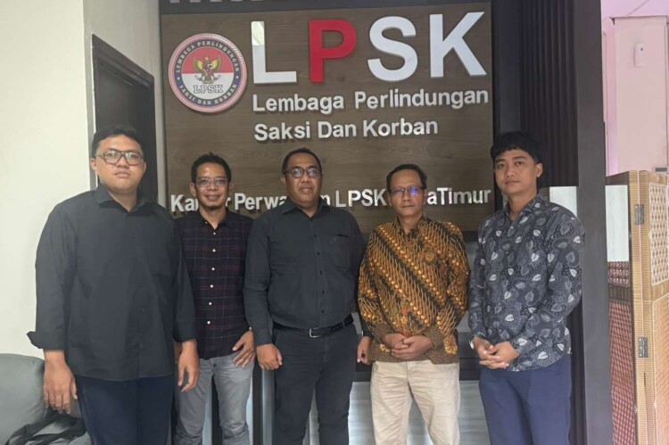 Tim kuasa hukum ajukan permohonan perlindungan ke LPSK untuk dua santriwati korban di Surabaya