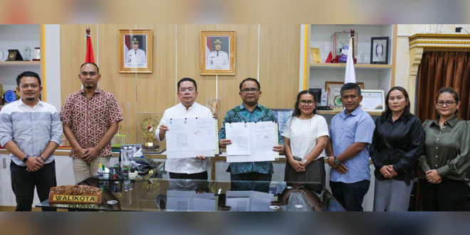 Penandatanganan kerja sama Pemko Pematangsiantar dan UHKBPNP di Balai Kota Pematangsiantar