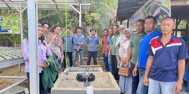 Demonstrasi instalasi biogas skala rumah tangga di Desa Bekiung, Langkat