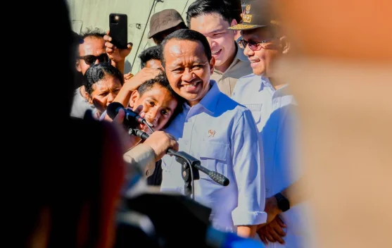 Distribusi genset untuk puskesmas di wilayah terdampak bencana NTT