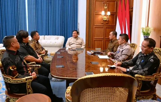 Presiden Prabowo menerima Panglima Jilah di Istana Merdeka