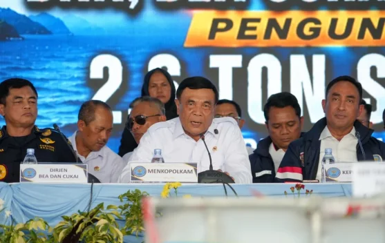 Penggerebekan kapal MV Ocean Porter dan barang bukti narkotika cair 2,6 ton di perairan Kepulauan Riau