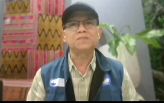 Wakil Menteri Atip Latipulhayat memberikan keterangan pers virtual saat merasakan gempa susulan