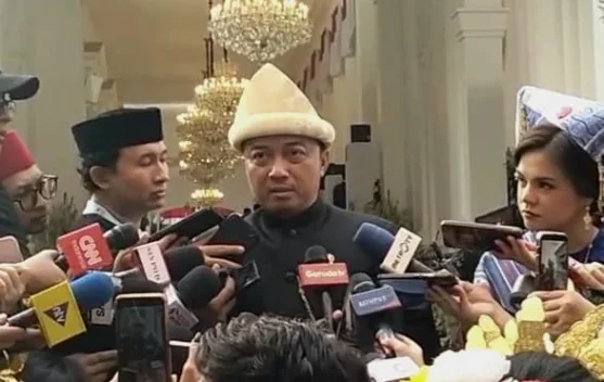 Menteri dan wakil menteri memimpin upacara HUT ke-81 di NTT sambil pantau penanganan gempa