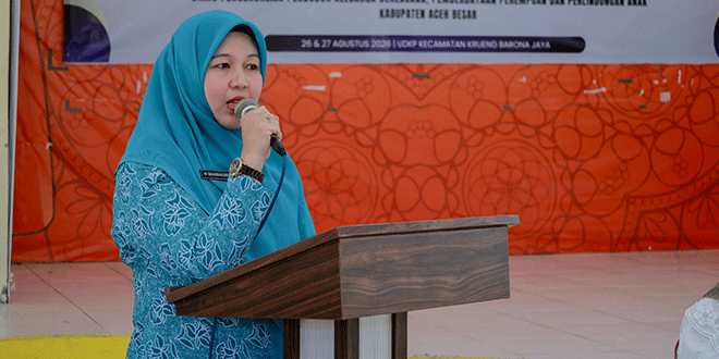 Pembukaan sosialisasi peningkatan kapasitas perempuan di Gedung UDKP Krueng Barona Jaya Aceh Besar