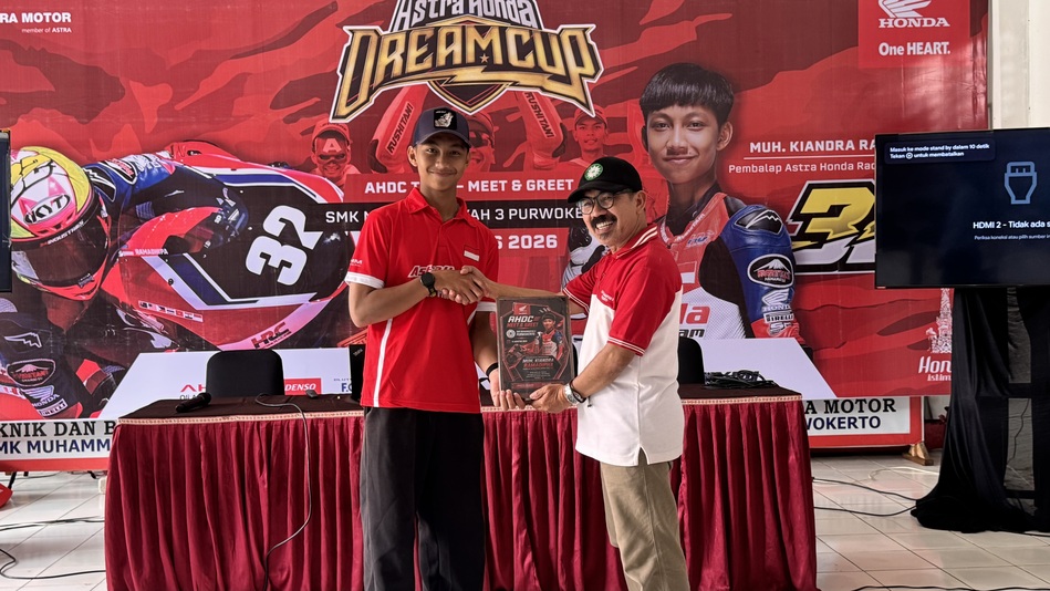 Muhammad Kiandra Ramadhipa berbagi inspirasi di SMK Muhammadiyah 3 Purwokerto