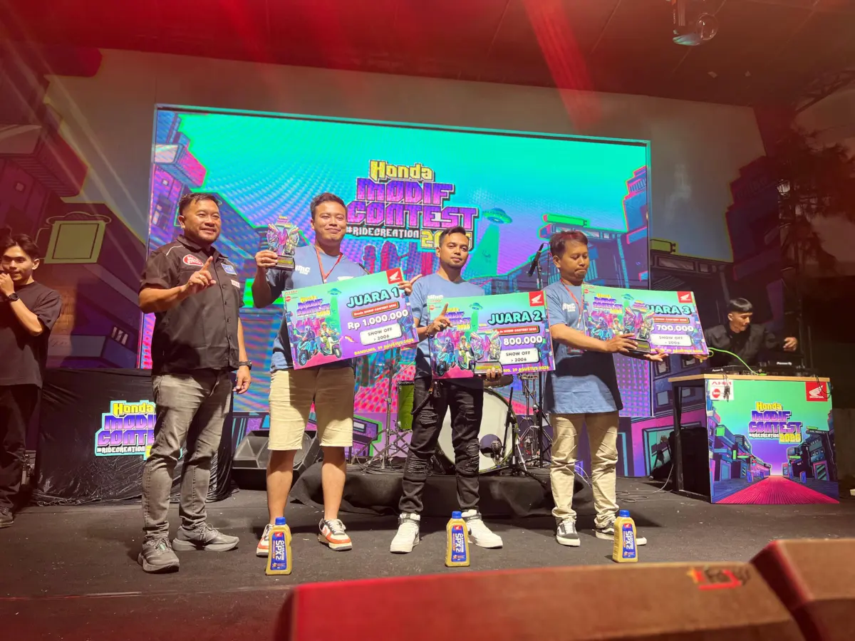 Pameran motor modifikasi peserta HMC 2026 di Cihampelas Walk Bandung
