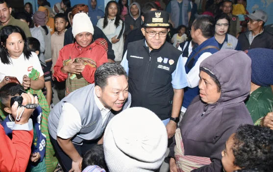 Tenda medis darurat dan pelayanan kesehatan sementara di Manggarai pasca gempa