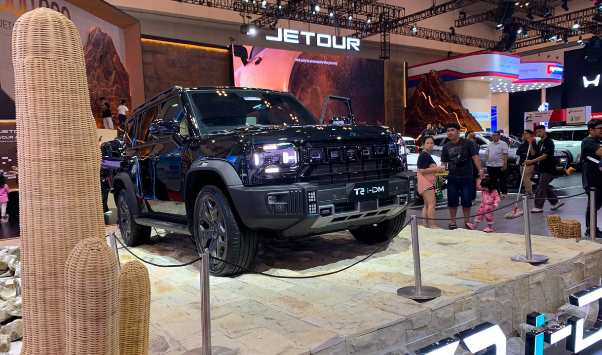 Pameran Jetour di GIIAS 2026 menampilkan program after sales dan lucky dip