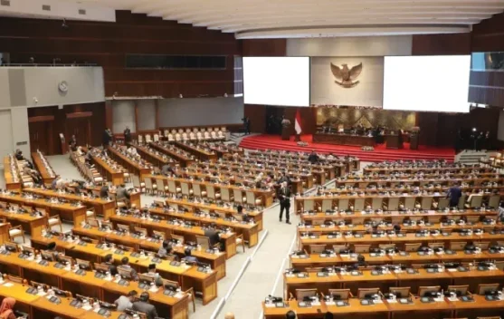 Gedung DPR RI Kompleks Parlemen Senayan tempat paripurna pembahasan RUU