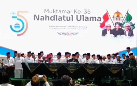 Sidang Pleno Muktamar ke-35 NU di Jombang saat pembahasan tata tertib