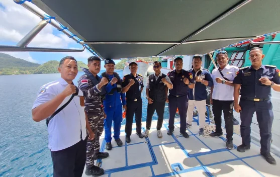Speedboat Napoleon 051 saat operasi pengawasan PSDKP di Laut Banda dengan pemuda terlibat