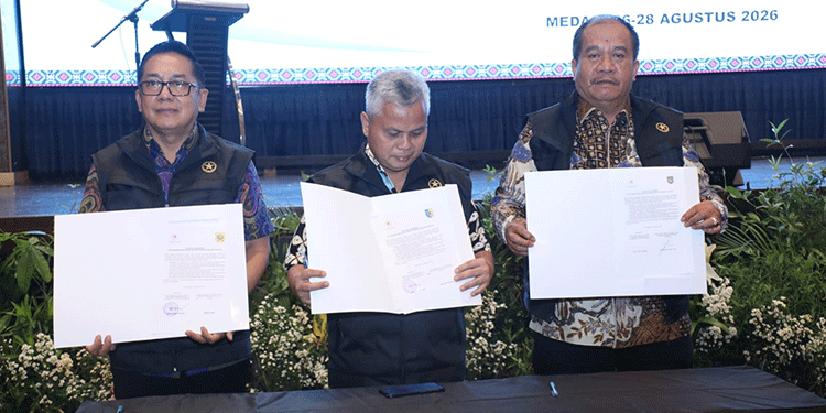 Bupati Asahan bersama Wakil Gubernur Sumut usai Rakor stunting regional Sumatera