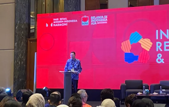 Suasana pengunjung dan stan pameran IRSE 2026 di Jakarta