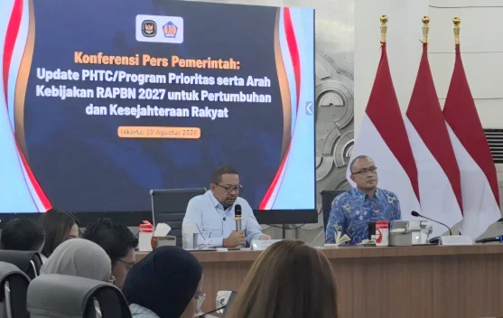 Ilustrasi peserta didik Sekolah Unggul Garuda sedang berkegiatan di lingkungan sekolah