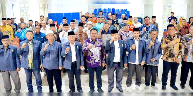 Bupati Darma Wijaya berbicara pada Dialog Moderasi dan Harmonisasi di Sei Rampah