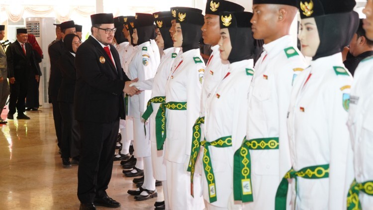 Paskibraka Kabupaten Kediri saat dikukuhkan di Pendopo Panjalu Jayati