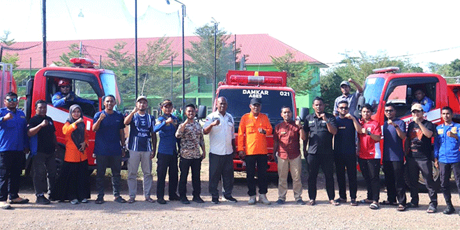 Santri dan staf Dayah Darul Quran mengikuti simulasi mitigasi bencana di Aceh Besar