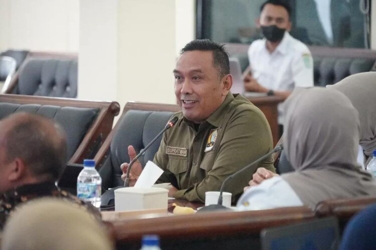 Pertemuan Komisi D DPRD Lumajang membahas verifikasi data Desil