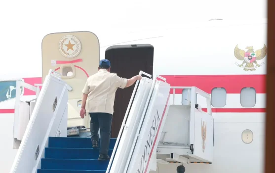 Presiden Prabowo Subianto bertolak ke Kalimantan untuk meninjau penanganan karhutla