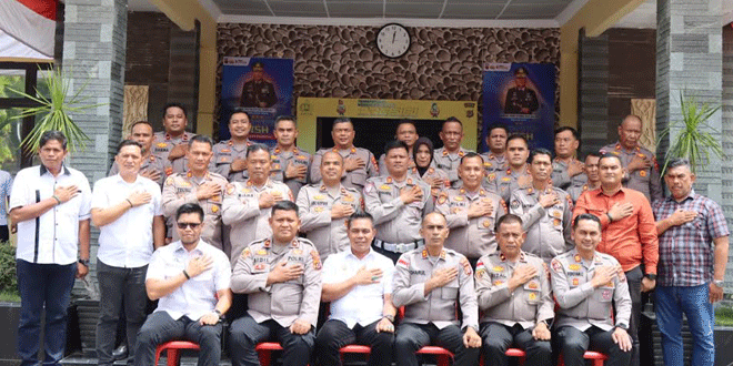 Bupati Aceh Besar melakukan kunjungan ke Mapolres Aceh Besar di Kota Jantho
