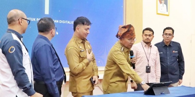 Bupati Anton Saragih menghadiri peluncuran QRIS Dinamis, QRISPATI, dan Smart Cash Simalungun