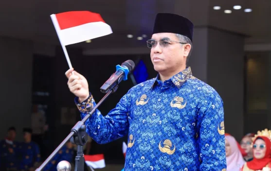 Menteri Ketenagakerjaan Yassierli memimpin upacara HUT Ke-81 RI di Kemnaker