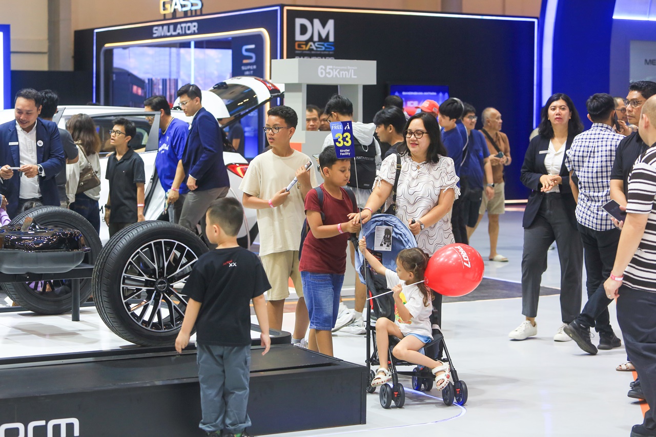 Fasilitas stroller, kursi roda, dan shuttle gratis bagi pengunjung GIIAS 2026 di ICE BSD City