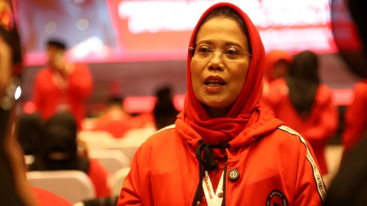 Guru ASN SMA SMK SLB menerima tambahan Tunjangan Profesi Guru di Jawa Timur