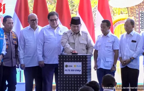 Presiden meluncurkan program PLTS 100 GWp di Gilimanuk, Bali pada 25 Agustus 2026