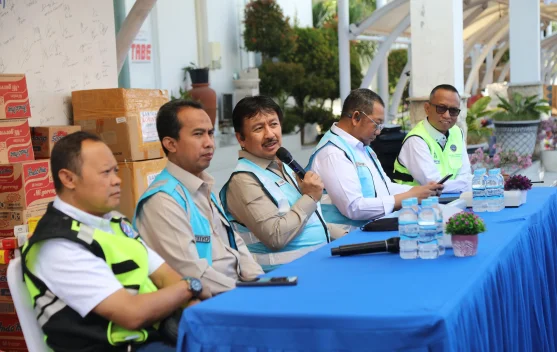 Tim Kemenhub meninjau kerusakan fasilitas Bandara Soa Bajawa pascagempa