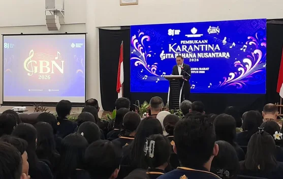 Menteri Kebudayaan Fadli Zon berbicara saat pembukaan Karantina Gita Bahana Nusantara 2026 di Depok