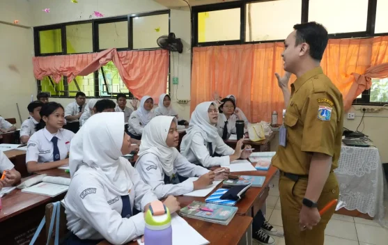 Mendikdasmen Abdul Mu'ti menjelaskan kebijakan penguatan karier dan perlindungan bagi guru