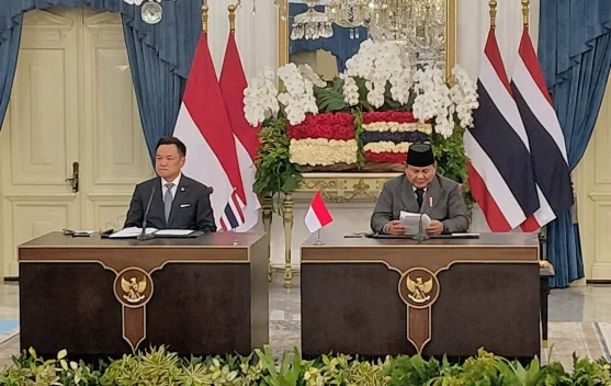 Presiden Prabowo menerima kunjungan Perdana Menteri Thailand Anutin Charnvirakul di Istana Merdeka