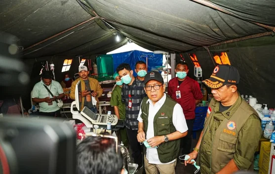 Rumah Sakit Lapangan di Stadion Golo Dukal, Manggarai, NTT, untuk penanganan korban gempa
