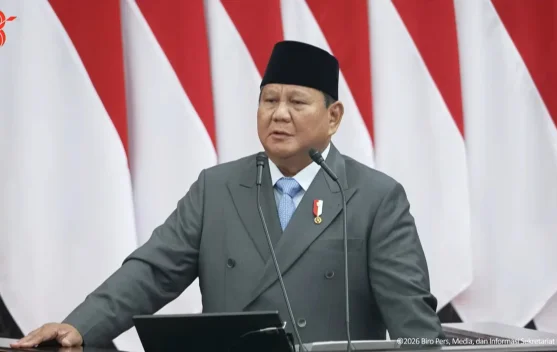 Presiden Prabowo menyampaikan kebijakan digitalisasi pendaftaran bantuan sosial