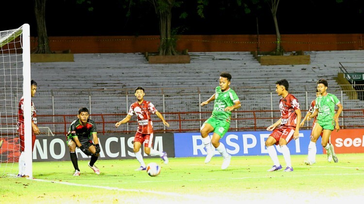 Skuad Banteng Jatim FC di Gelora 10 November Surabaya saat Soekarno Cup 2026