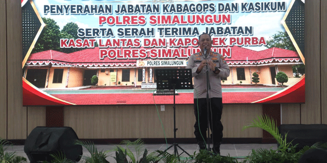 Upacara serah terima jabatan empat pejabat di Polres Simalungun