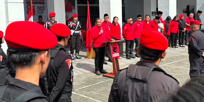 Upacara HUT ke-81 PDI Perjuangan Sumut di Medan, Rapidin beri amanat