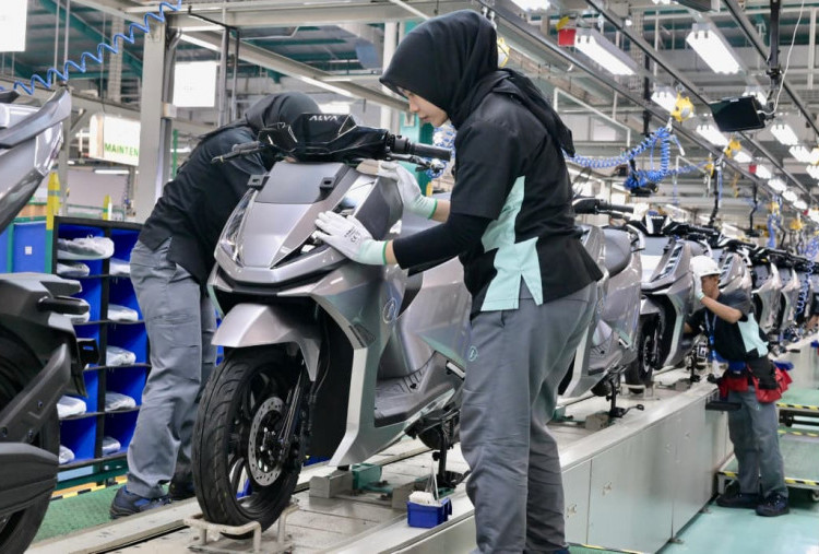 Pembahasan skema insentif motor listrik dan target produksi 1 juta unit