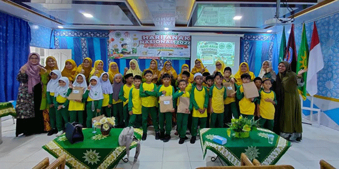 Anak-anak ikut lomba dalam kegiatan Gerakan ‘Aisyiyah Cinta Anak di Banda Aceh