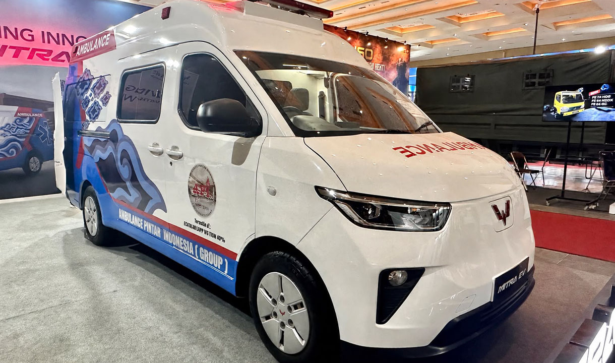 Mitra EV Ambulans Wuling dipamerkan di EDRR Indonesia 2026