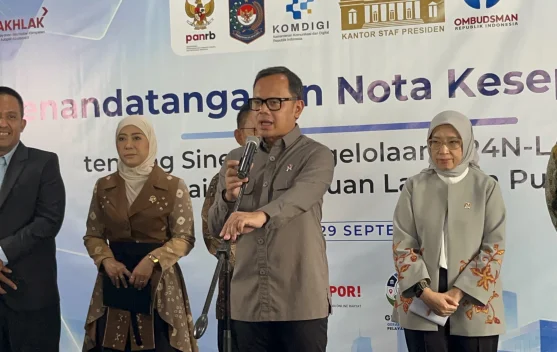 Ilustrasi integrasi kanal pengaduan ke SP4N-LAPOR dan pengawasan Kemendagri