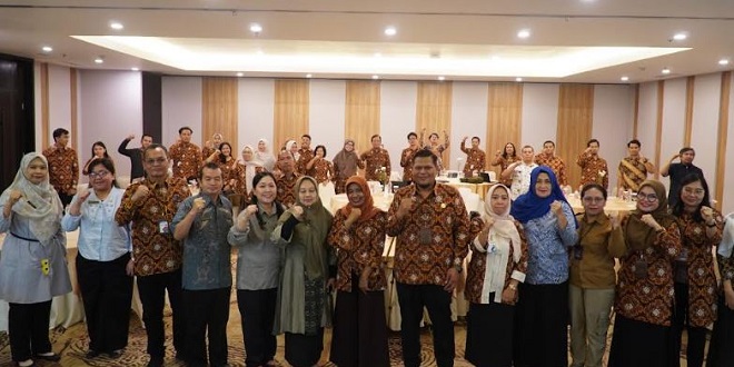Suasana sosialisasi tata kelola alokon BKKBN Sumut di Hotel Santika Medan