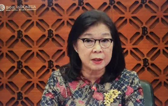 Ilustrasi Kartu Kredit Indonesia (KKI) dan transaksi digital QRIS