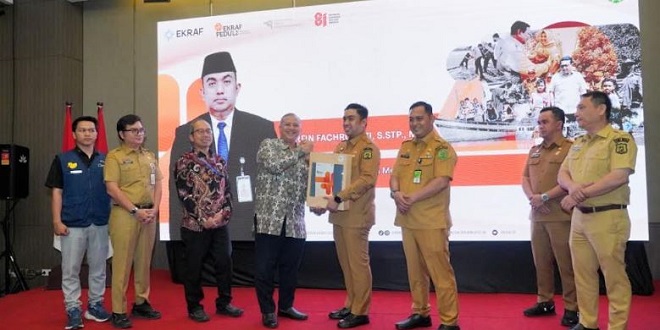 Peserta workshop Digital Entrepreneurship di Hotel Grandhika Medan mendapatkan pelatihan aplikasi bisnis