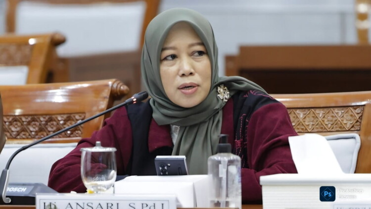 Ruang Rapat Komisi VIII DPR RI di Gedung Nusantara II saat RDPU membahas UINSA
