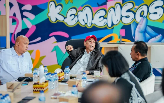 Agus Jabo dialog dengan perwakilan Flores Timur dan Mamasa terkait lahan sekolah