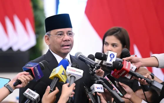 Menteri Keuangan Suahasil Nazara memberi keterangan tentang efisiensi APBN seusai pelantikan